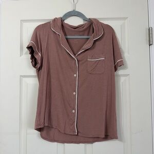 stars above Mauve Short Sleeve Notch Collar Pajama Top with White Trim